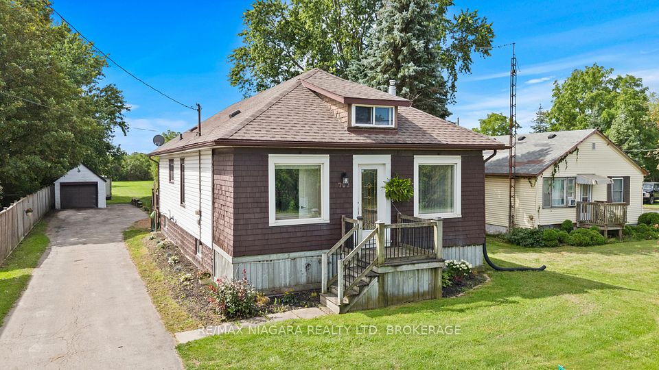 702 Main Street W, Port Colborne, ON L3K 5V4 at 702 Main Street W, Port Colborne, ON L3K 5V4, Port Colborne, ON, L3K 5V4