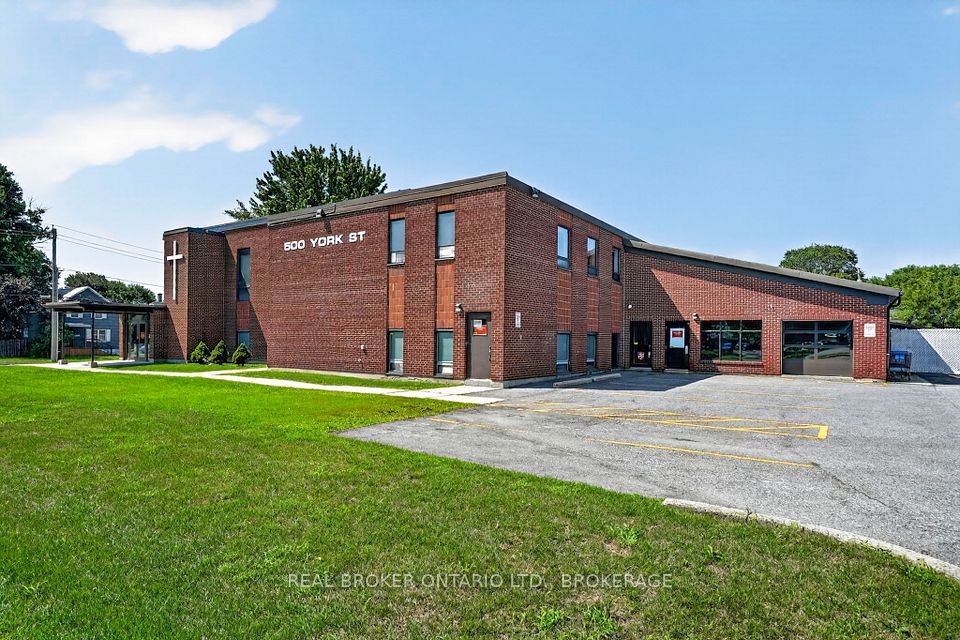 500 York Street, Cornwall, ON K6J 3Z8