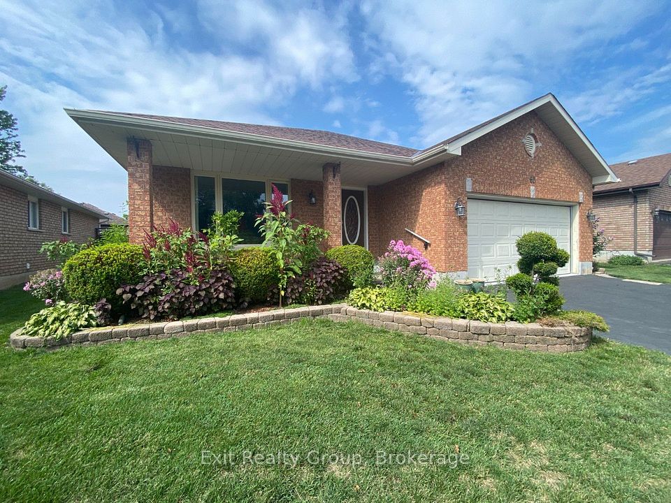 60 Oak Ridge Boulevard, Belleville, ON K8N 5W2 at 60 Oak Ridge Boulevard, Belleville, ON K8N 5W2, Belleville, ON, K8N 5W2