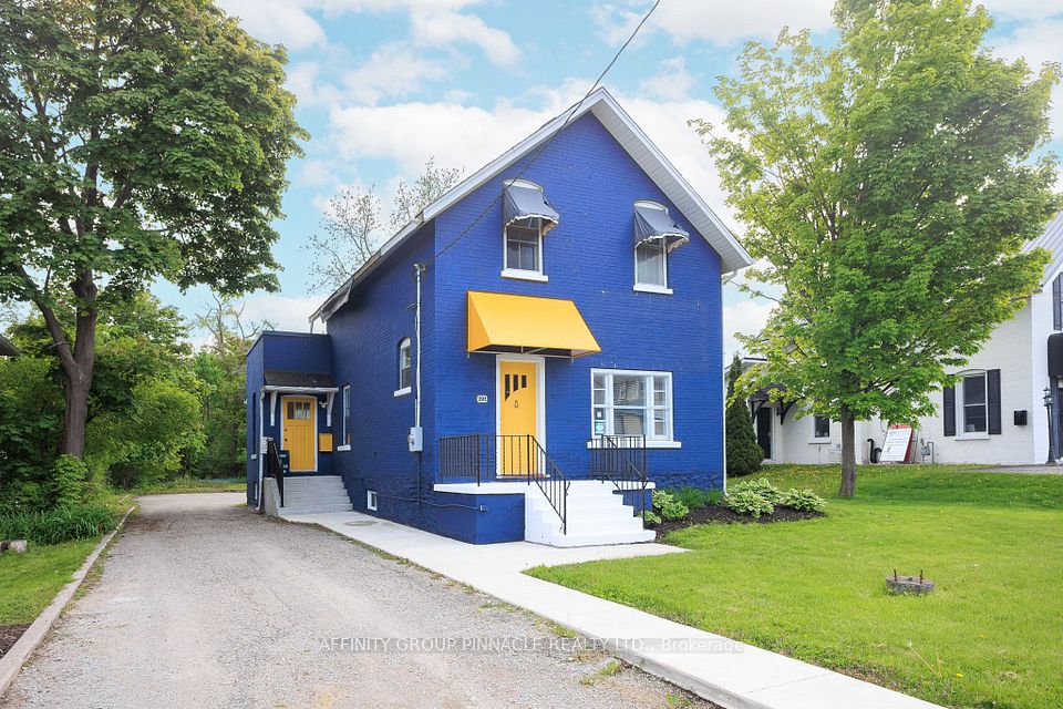 221 Kent Street W, Kawartha Lakes, ON K9V 2Z1