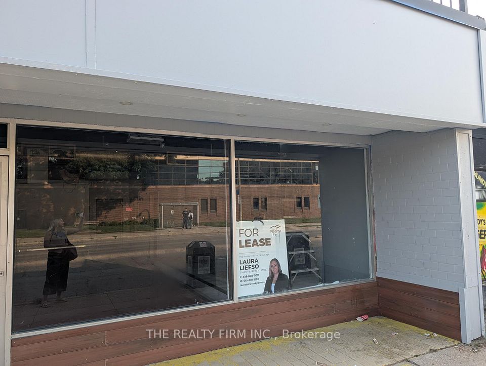 609 Dundas Street B, London East, ON N5W 2Z1