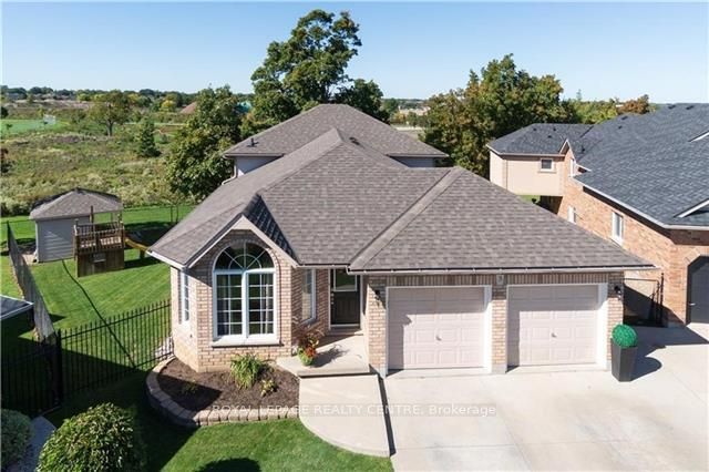 3 Vineberg Drive, Hamilton, ON L9B 2P6 at 3 Vineberg Drive, Hamilton, ON L9B 2P6, Hamilton, ON, L9B 2P6