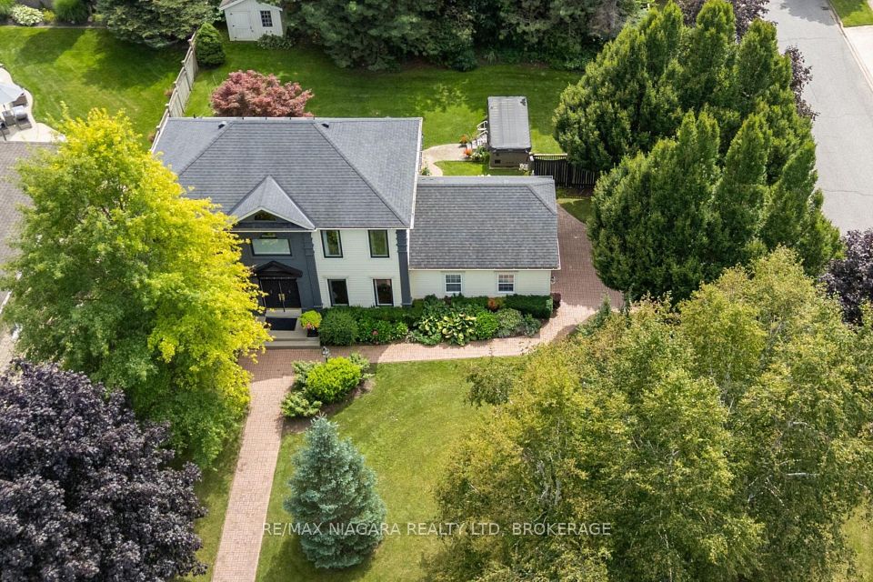 8056 Cathedral Drive, Niagara Falls, ON L2H 2Z2 at 8056 Cathedral Drive, Niagara Falls, ON L2H 2Z2, Niagara Falls, ON, L2H 2Z2
