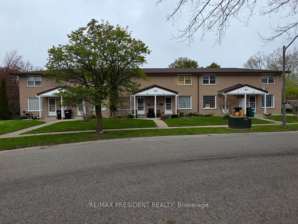 564 Brookhaven Crescent, Waterloo, ON N2L 4R7