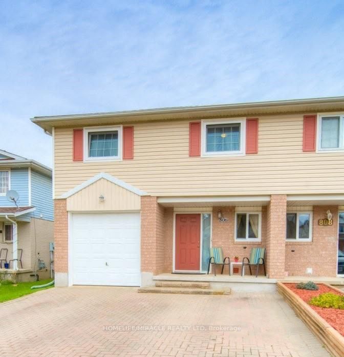 Semi-Detached  at 806 Fairway Crescent, Kitchener, ON N2A 4B5, Kitchener