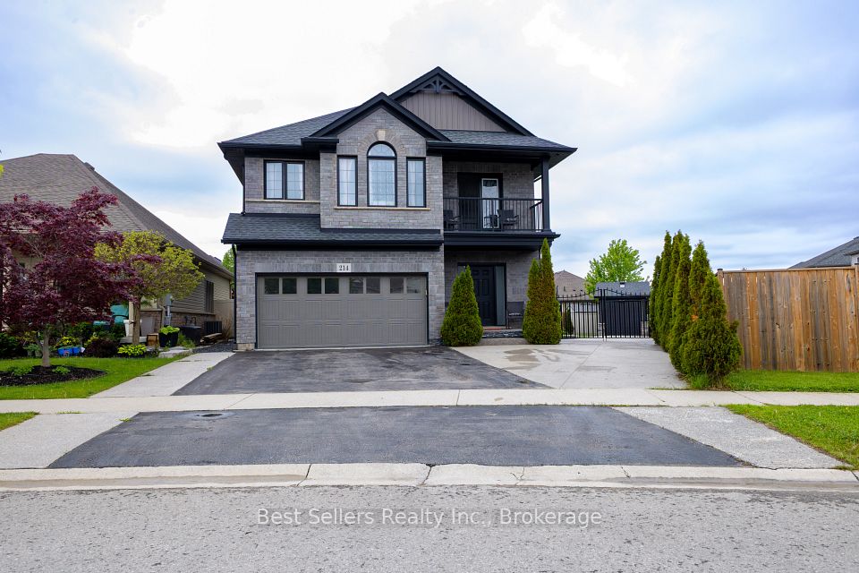 214 Cardinal Crescent, Welland, ON L3C 0B1 at 214 Cardinal Crescent, Welland, ON L3C 0B1, Welland, ON, L3C 0B1