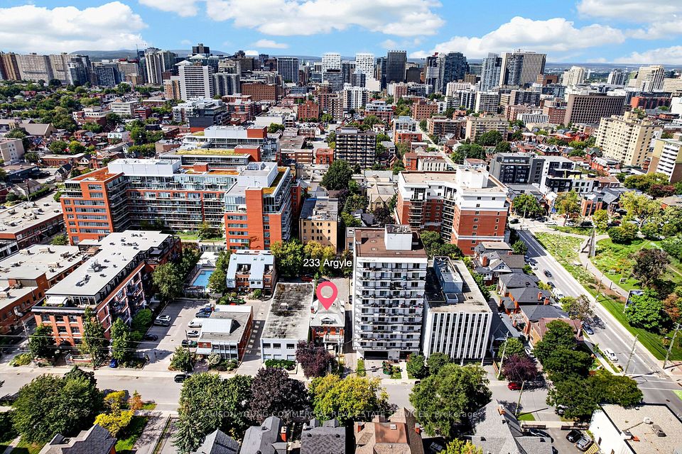 233 Argyle Avenue, Ottawa Centre, ON K2P 1B8