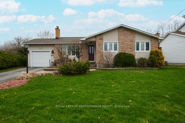 401 Phoenix Crescent, Orleans - Cumberland and Area, ON K1E 1V6 at 401 Phoenix Crescent, Orleans - Cumberland and Area, ON K1E 1V6, Orleans - Cumberland and Area, ON, K1E 1V6