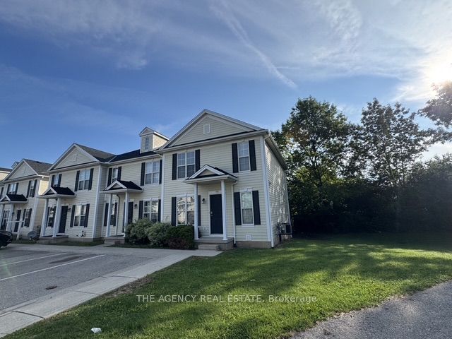 600 Sarnia Road 29, London North, ON N6G 5M5 at 600 Sarnia Road 29, London North, ON N6G 5M5, London North, ON, N6G 5M5