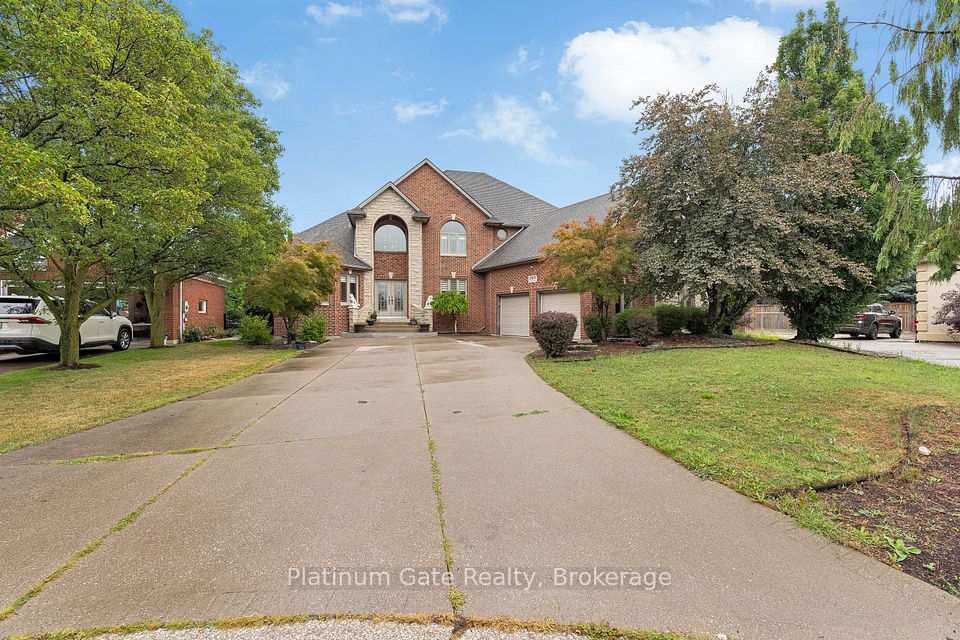 150 Seymour Crescent, Lakeshore, ON N8N 4X9 at 150 Seymour Crescent, Lakeshore, ON N8N 4X9, Lakeshore, ON, N8N 4X9