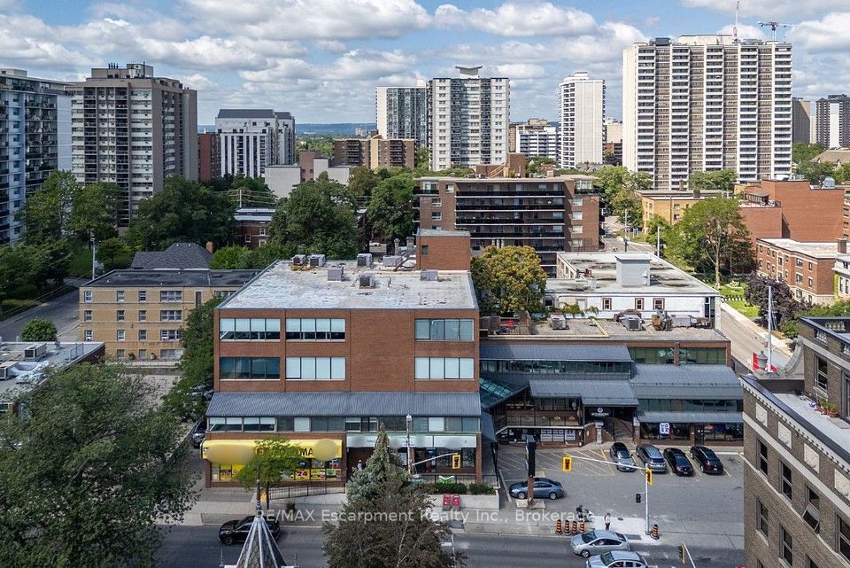 180 James Street S 200, Hamilton, ON L8P 4V1