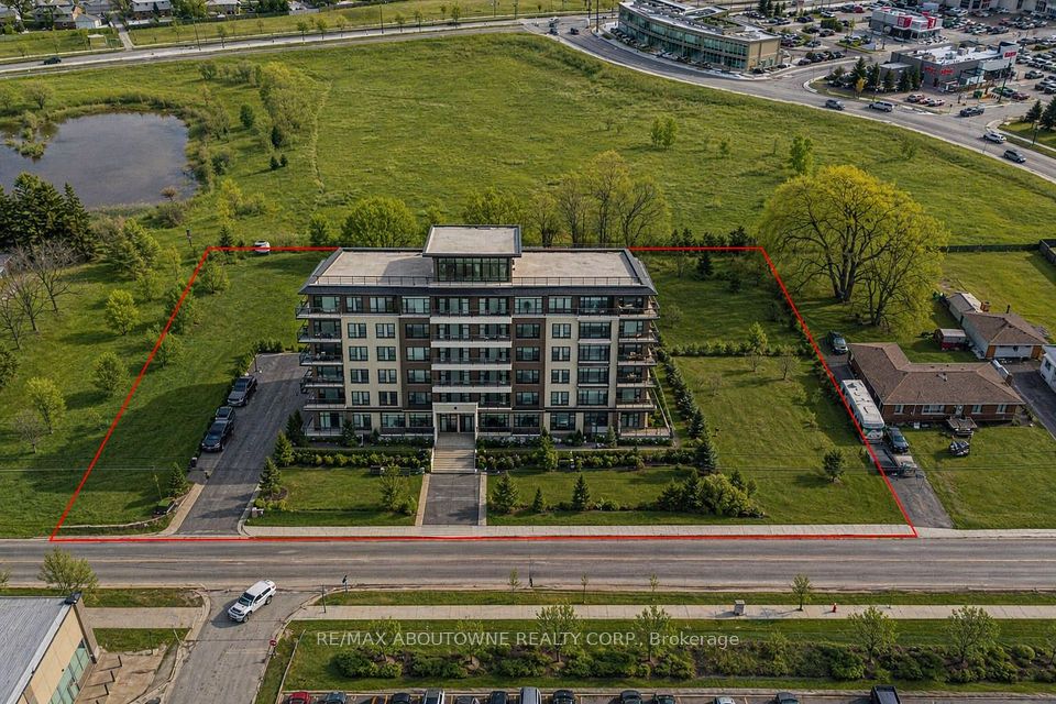 202-196 Upper Mount Albion Road, Hamilton, ON L8J 1V4