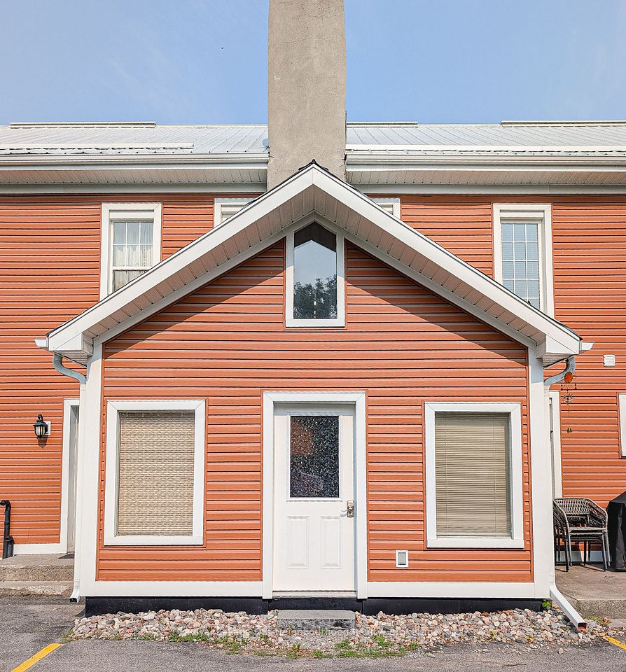 1 Lake Street D, Prince Edward County, ON K0K 2T0