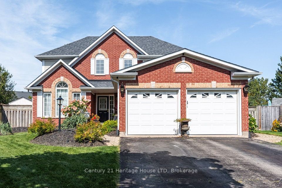 52 Farris Avenue, St. Catharines, ON L2S 3W6 at 52 Farris Avenue, St. Catharines, ON L2S 3W6, St. Catharines, ON, L2S 3W6