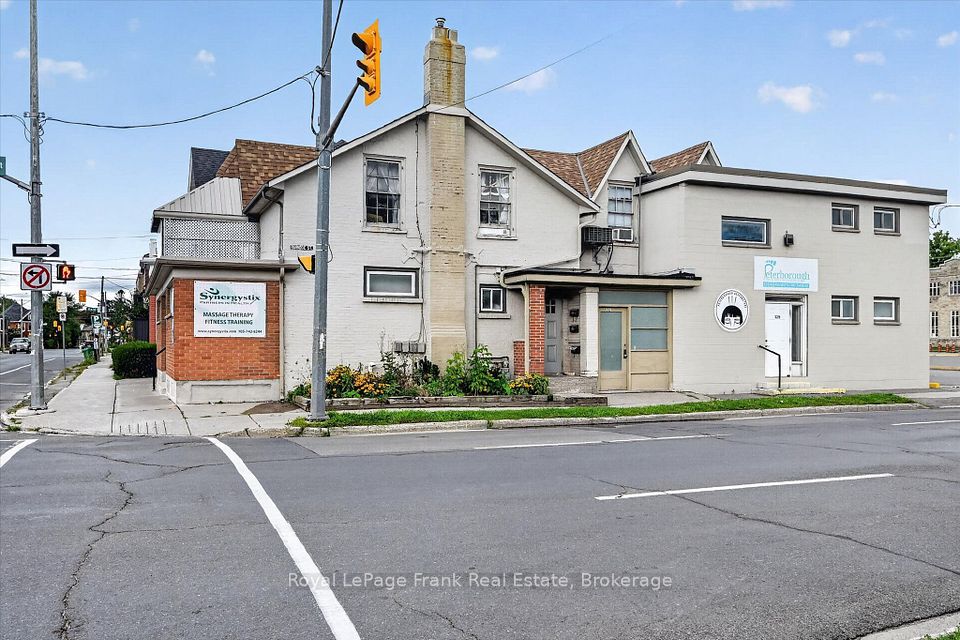 308 Charlotte Street, Peterborough, ON K9J 2V7