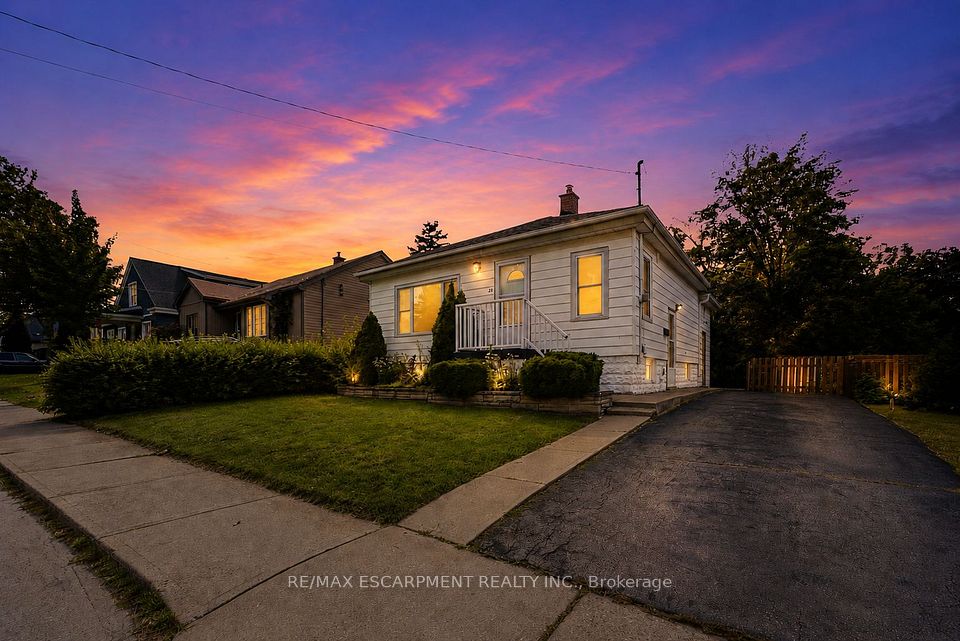 22 David Avenue, Hamilton, ON L9A 3V1 at 22 David Avenue, Hamilton, ON L9A 3V1, Hamilton, ON, L9A 3V1