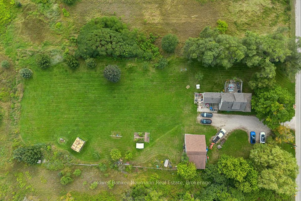 527 Stone Road E, Guelph, ON N1L 1B7