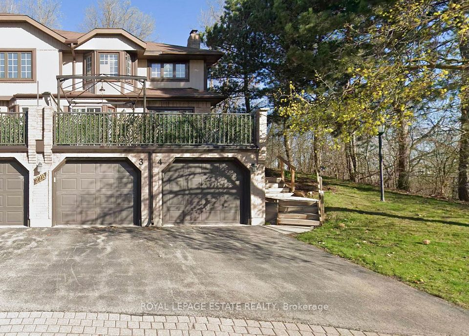 228 Kingswood Drive 3, Kitchener, ON N2E 2K2 at 228 Kingswood Drive 3, Kitchener, ON N2E 2K2, Kitchener, ON, N2E 2K2
