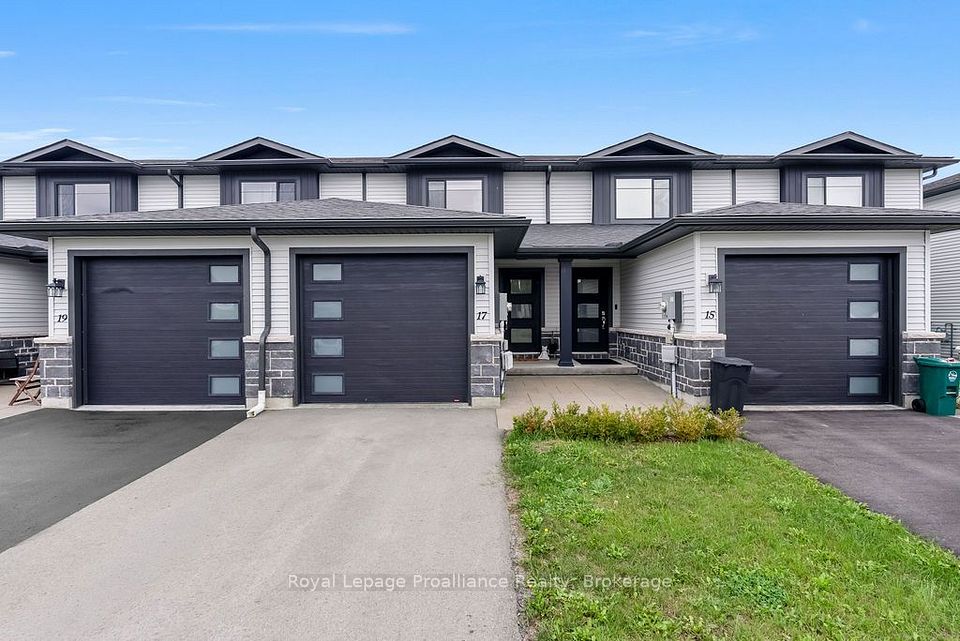 17 Dewal Place, Belleville, ON K8P 0H3 at 17 Dewal Place, Belleville, ON K8P 0H3, Belleville, ON, K8P 0H3