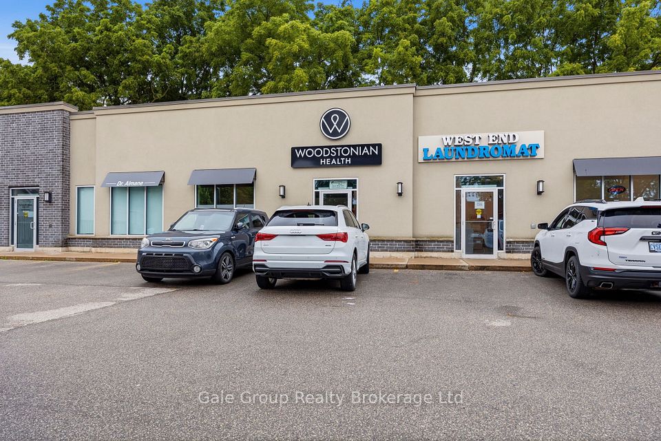 300 Main Street, Woodstock, ON N4S 1B8