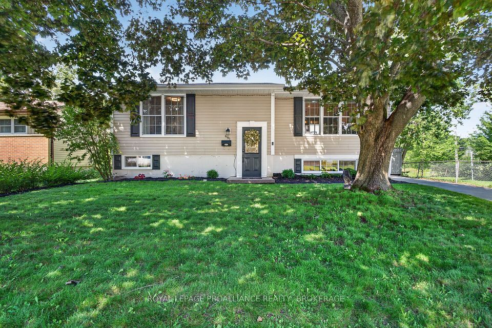 691 Aylmer Crescent, Kingston, ON K7M 6L7 at 691 Aylmer Crescent, Kingston, ON K7M 6L7, Kingston, ON, K7M 6L7