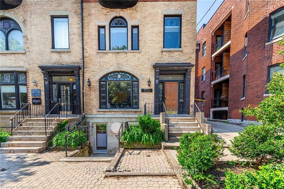 21 Bold Street MAIN, Hamilton, ON L8P 1T3