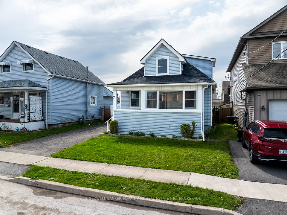 7 Battle Street, Thorold, ON L2V 3W3 at 7 Battle Street, Thorold, ON L2V 3W3, Thorold, ON, L2V 3W3
