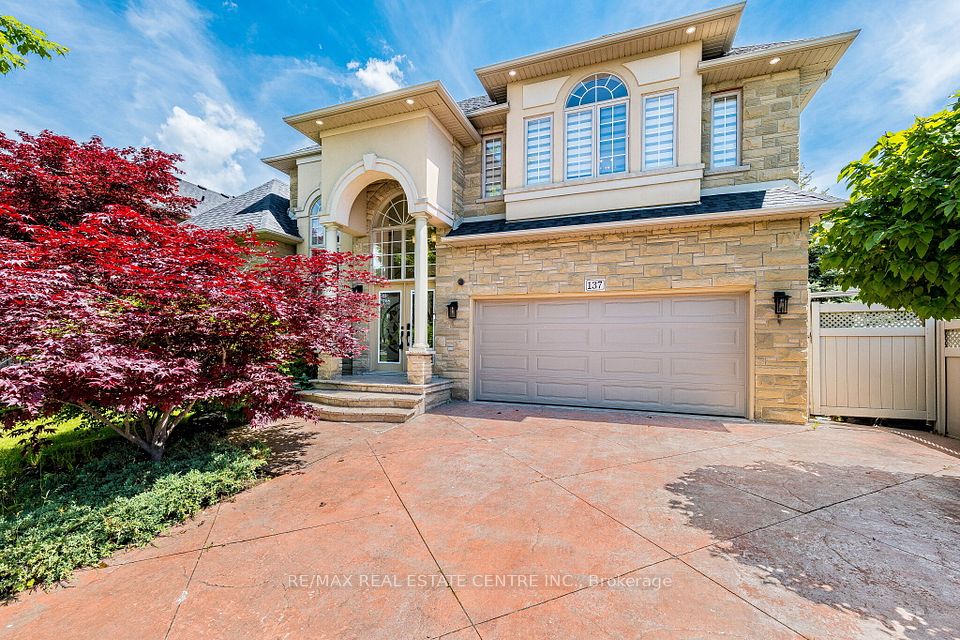 137 Cloverleaf Drive Ancaster, Hamilton, ON L9K 1R6 at 137 Cloverleaf Drive Ancaster, Hamilton, ON L9K 1R6, Hamilton, ON, L9K 1R6