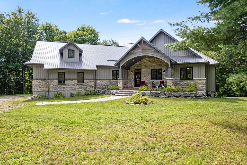 944 McLaren Road, Tay Valley, ON K7H 0C9 at 944 McLaren Road, Tay Valley, ON K7H 0C9, Tay Valley, ON, K7H 0C9