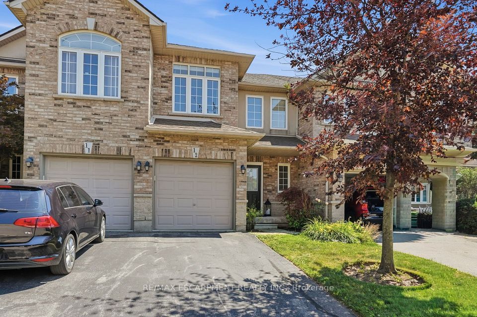 Condo Townhouse at 39 PANABAKER Drive 12, Hamilton, ON L9G 0A2, Hamilton