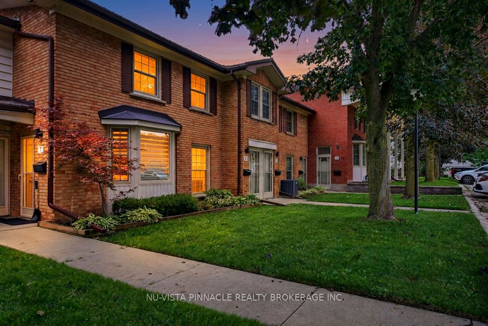 7 Arbour Glen Crescent, London East, ON N5Y 1Z9 at 7 Arbour Glen Crescent, London East, ON N5Y 1Z9, London East, ON, N5Y 1Z9