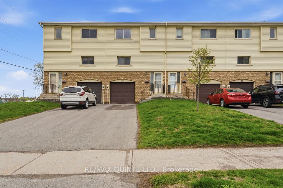 99 Dunnett Boulevard 2, Belleville, ON K8P 4M7 at 99 Dunnett Boulevard 2, Belleville, ON K8P 4M7, Belleville, ON, K8P 4M7