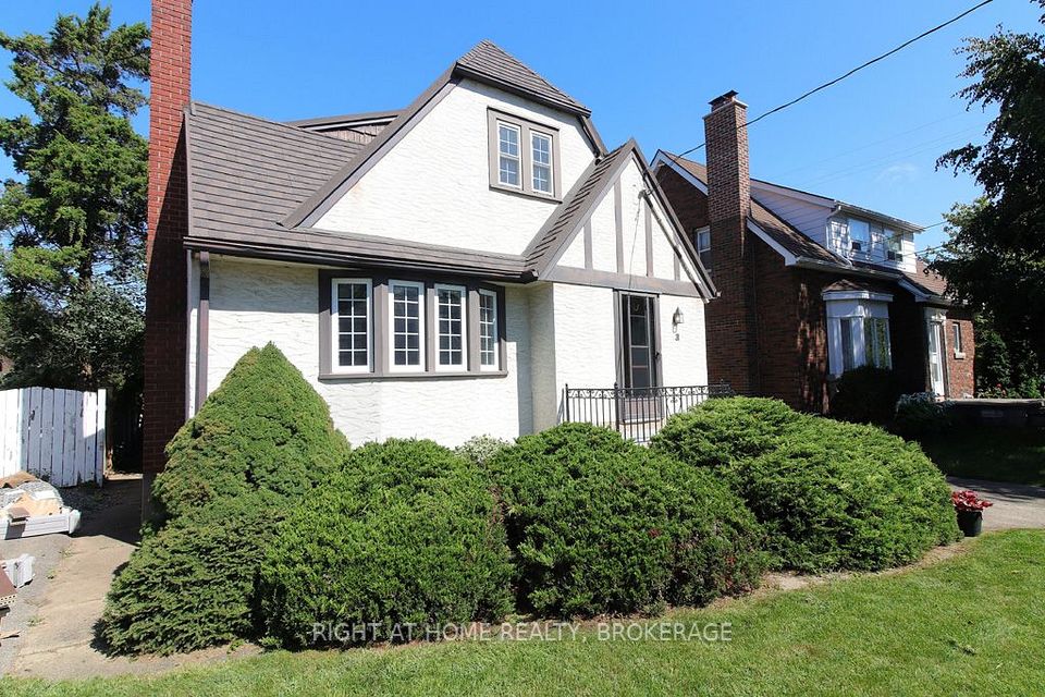 31 Stuart Avenue, St. Catharines, ON L2R 1M8 at 31 Stuart Avenue, St. Catharines, ON L2R 1M8, St. Catharines, ON, L2R 1M8
