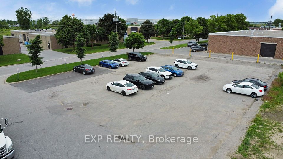 540 Clarke Road 16, London East, ON N5V 2C7