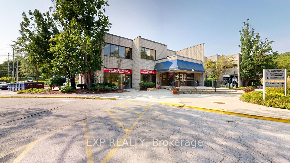 101 Cherryhill Boulevard 217, London North, ON N6H 4S4