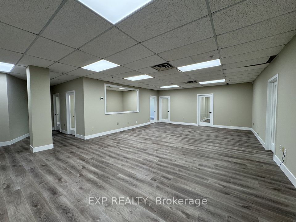 101 Cherryhill Boulevard 201, London North, ON N6H 4S4