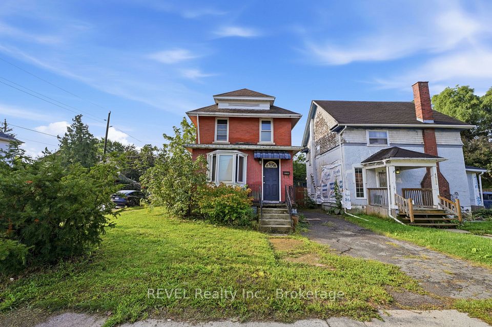 4960 Willmott Street, Niagara Falls, ON L2E 1Z8 at 4960 Willmott Street, Niagara Falls, ON L2E 1Z8, Niagara Falls, ON, L2E 1Z8