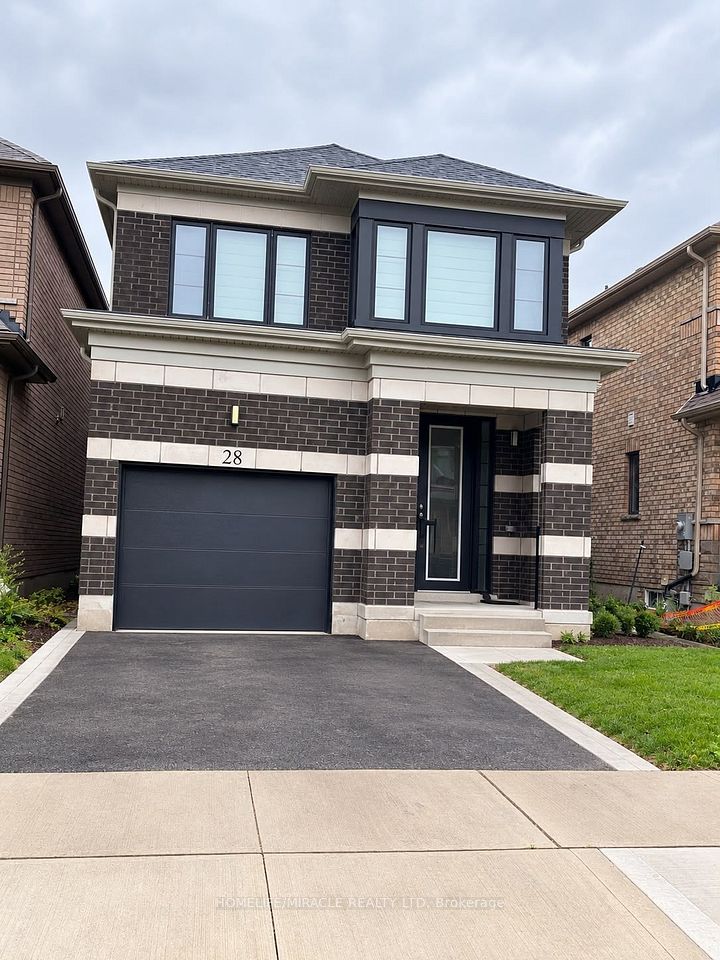 Detached at 28 Crossmore Crescent Upper unit, Cambridge, ON M1S 0C7, Cambridge