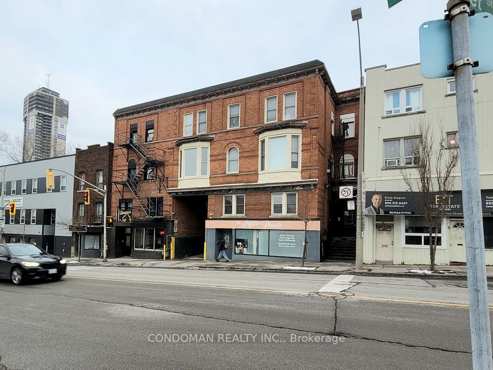 139 John Street S, Hamilton, ON L8N 2C3
