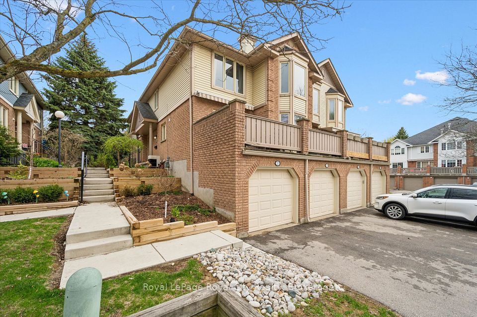 941 Gordon Street 25, Guelph, ON N1G 4R9 at 941 Gordon Street 25, Guelph, ON N1G 4R9, Guelph, ON, N1G 4R9