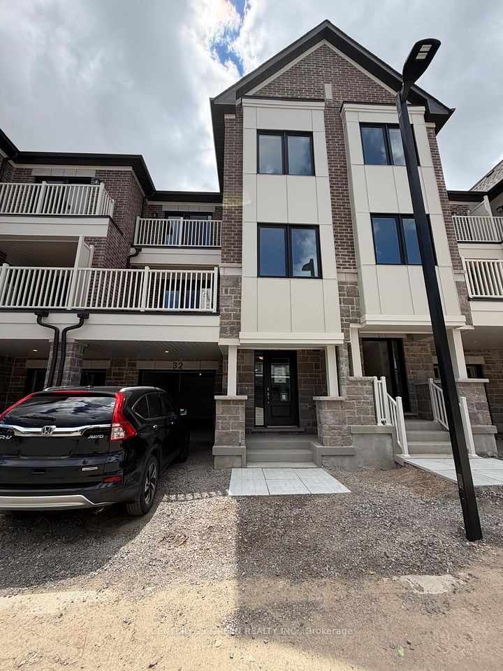 Att/Row/Townhouse at 32 Canyon Hill Drive, Kitchener, ON N2R 0V9, Kitchener