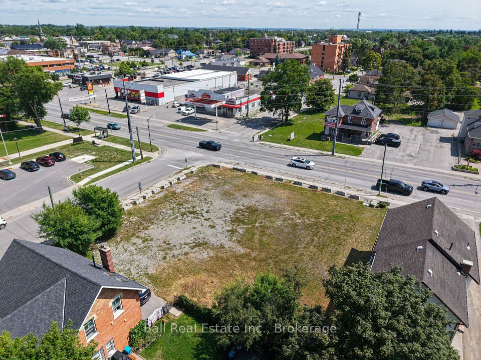 220 Kent Street W, Kawartha Lakes, ON K9V 2Z2