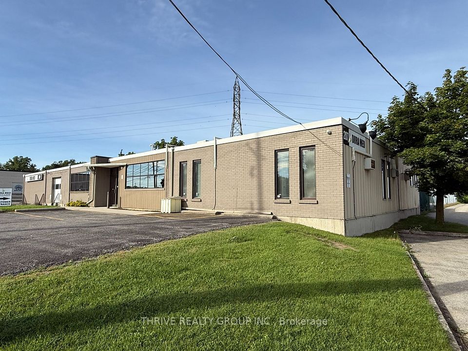 207 Adelaide Street S, London South, ON N5Z 3K7
