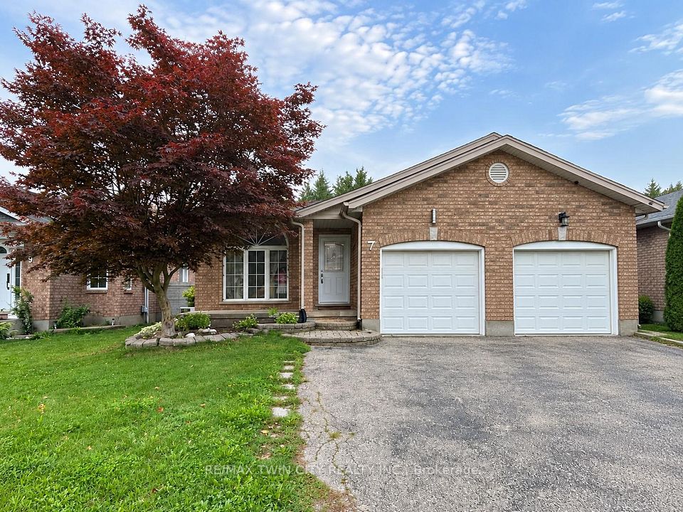Semi-Detached  at 7 Briarfield Street, Kitchener, ON N2A 4B6, Kitchener