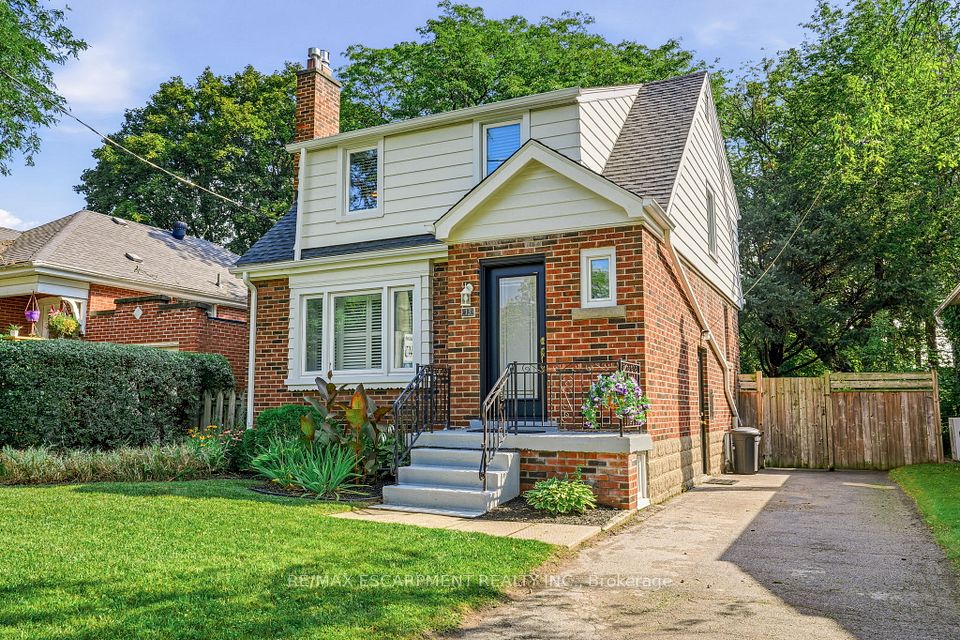 13 Allan Avenue, Hamilton, ON L9H 4N7 at 13 Allan Avenue, Hamilton, ON L9H 4N7, Hamilton, ON, L9H 4N7