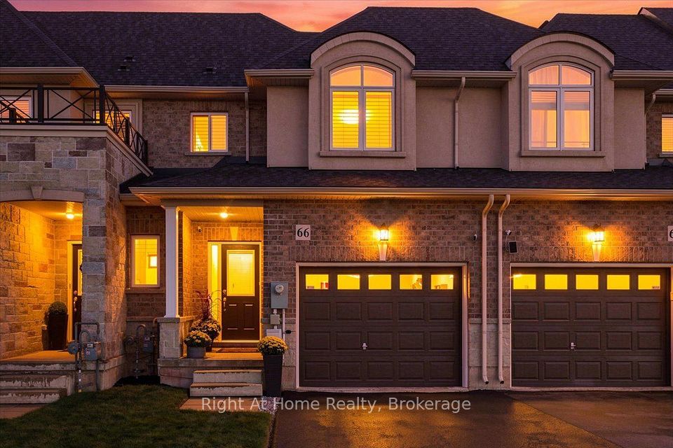 Att/Row/Townhouse at 66 Foothills Lane, Hamilton, ON L8E 0K1, Hamilton