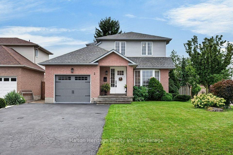 2 Luciano Court, Hamilton, ON L9A 5G4 at 2 Luciano Court, Hamilton, ON L9A 5G4, Hamilton, ON, L9A 5G4