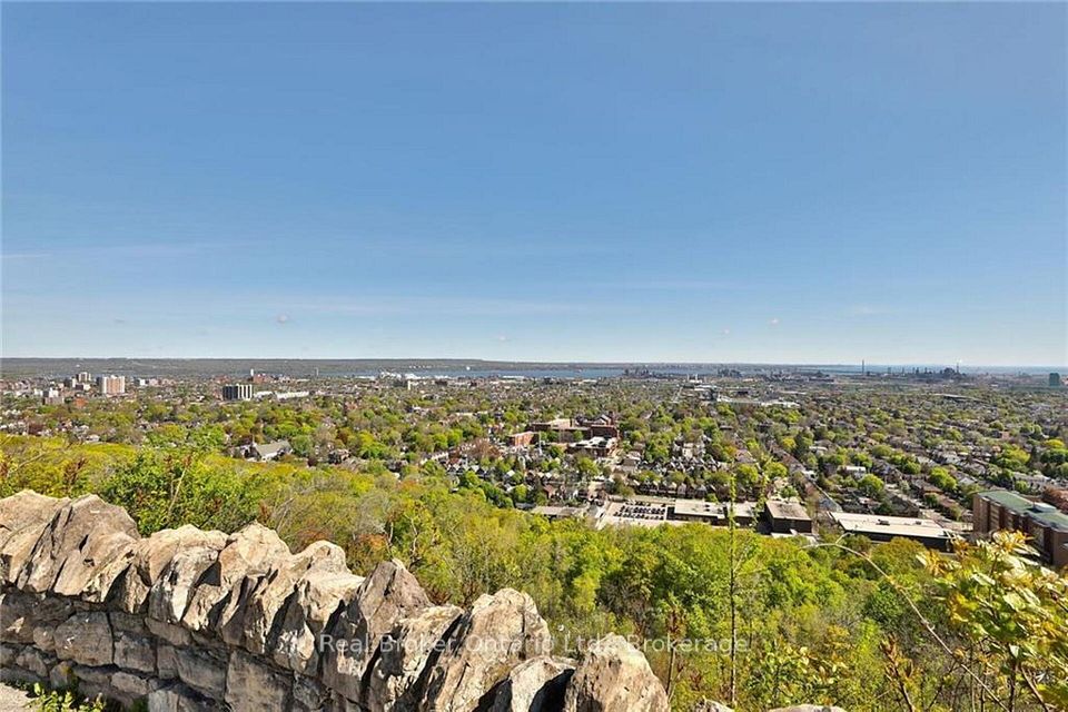 5 East 36th Street 205C, Hamilton, ON L8V 3Y6 at 5 East 36th Street 205C, Hamilton, ON L8V 3Y6, Hamilton, ON, L8V 3Y6