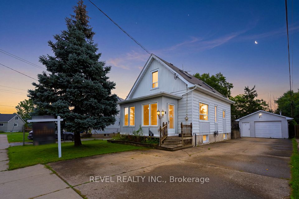 3 1/2 Dundonald Street, St. Catharines, ON L2P 2A8 at 3 1/2 Dundonald Street, St. Catharines, ON L2P 2A8, St. Catharines, ON, L2P 2A8