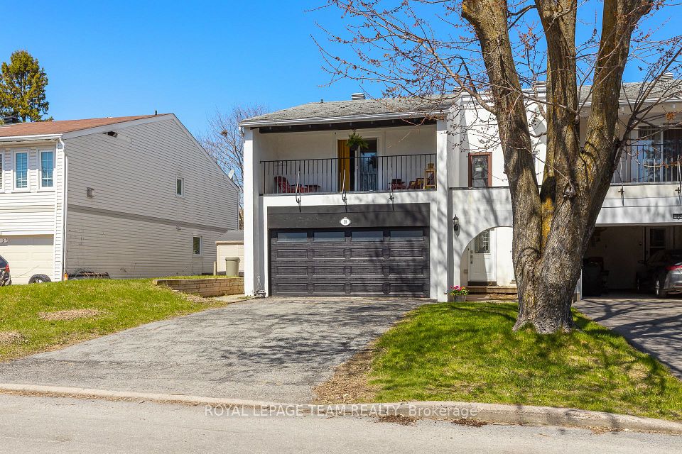 25 Grady Crescent, South of Baseline to Knoxdale, ON K2H 5S2 at 25 Grady Crescent, South of Baseline to Knoxdale, ON K2H 5S2, South of Baseline to Knoxdale, ON, K2H 5S2